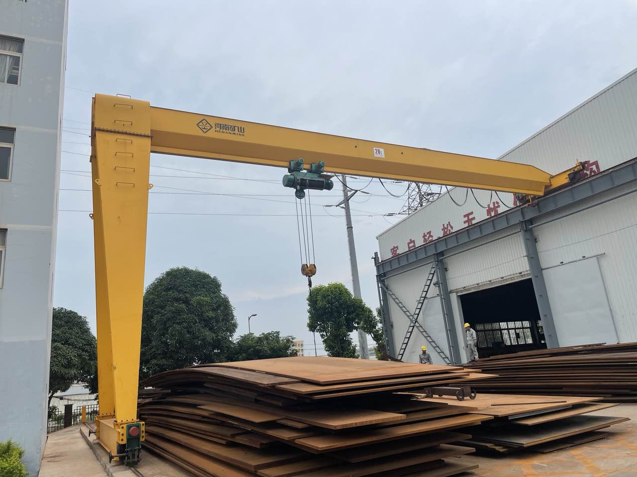 MB Electric Hoist Gantry Crane